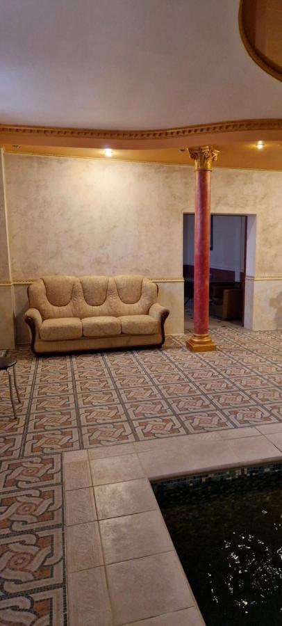 Coliseum Hotel Khmelʼnytsʼkyy Eksteriør billede